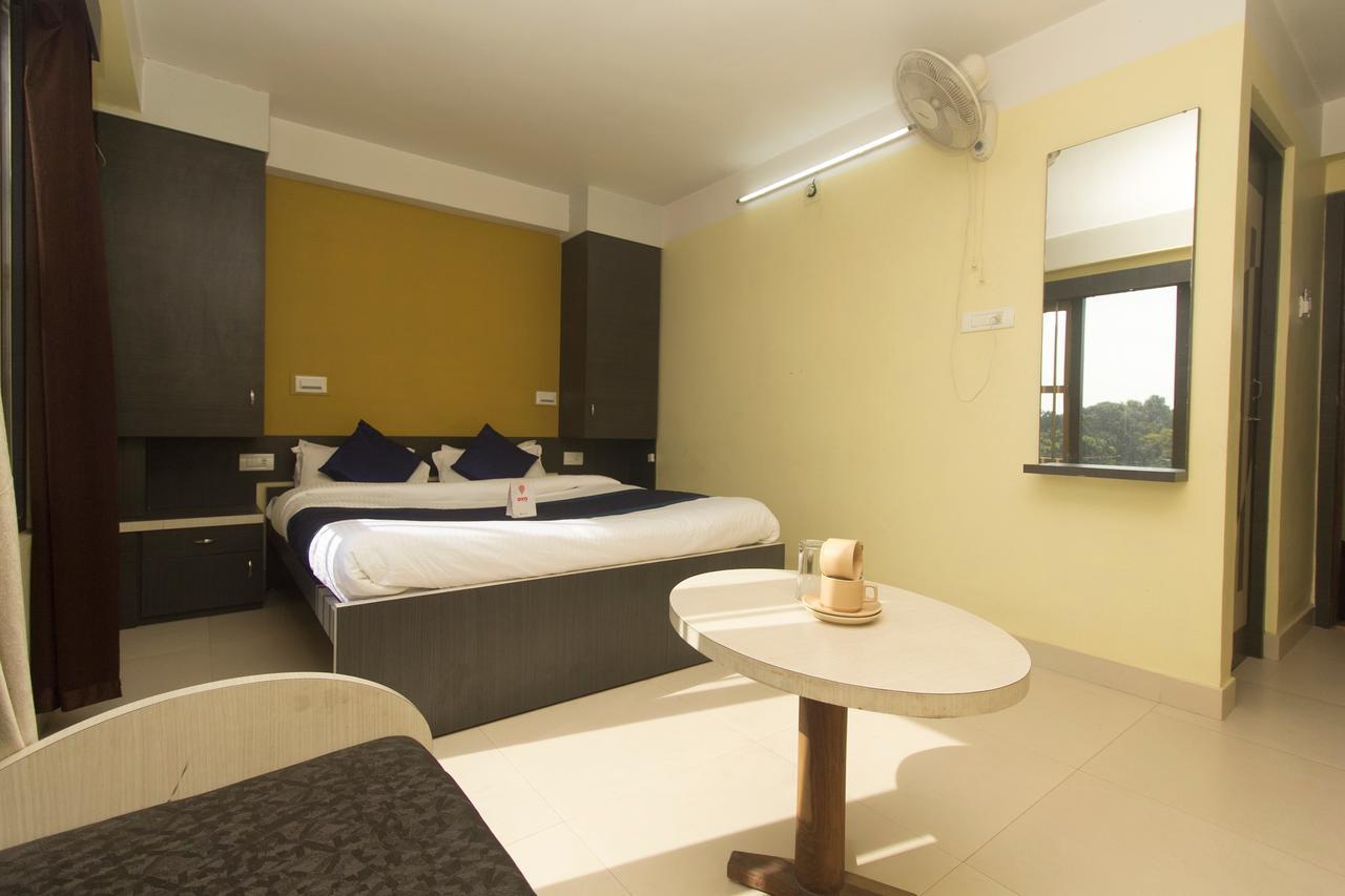 سيليجوري Hotel Jagat المظهر الخارجي الصورة