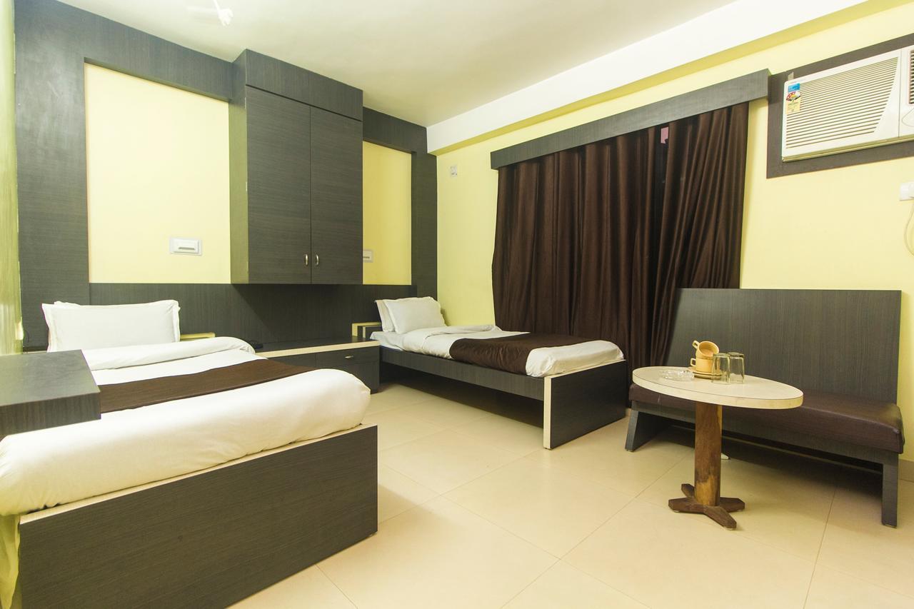 سيليجوري Hotel Jagat المظهر الخارجي الصورة
