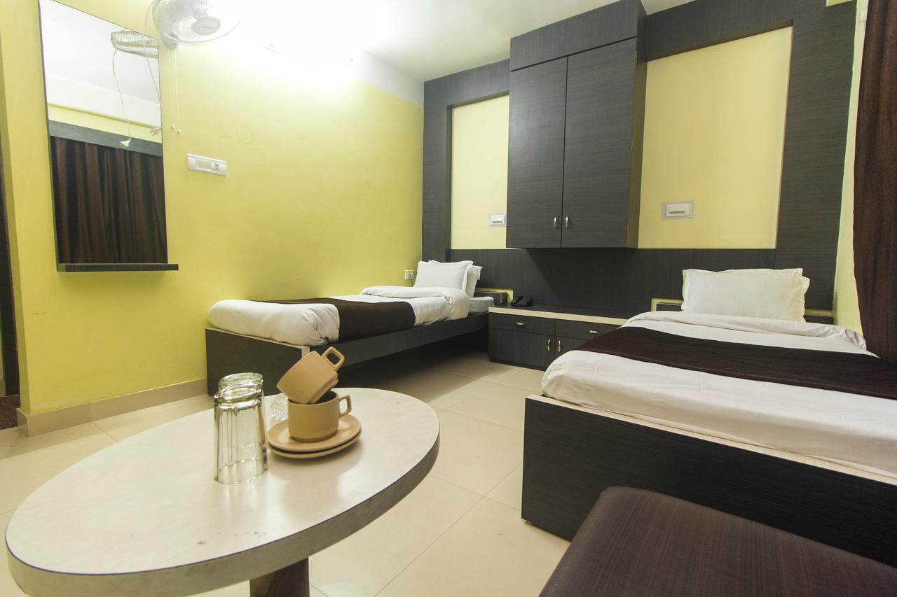 سيليجوري Hotel Jagat المظهر الخارجي الصورة