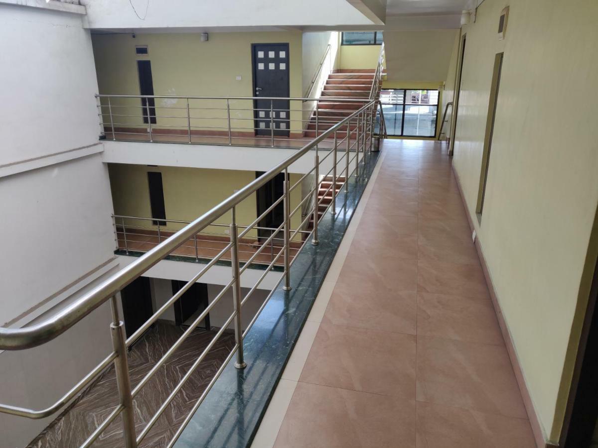 سيليجوري Hotel Jagat المظهر الخارجي الصورة